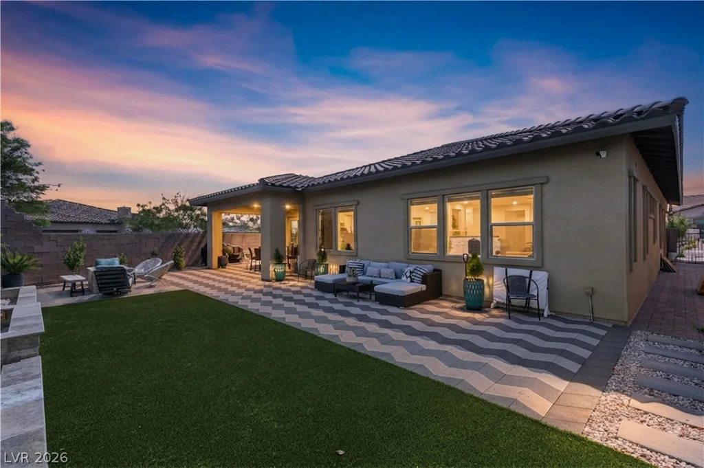 373 Jackalberry, Las Vegas, NV 89138