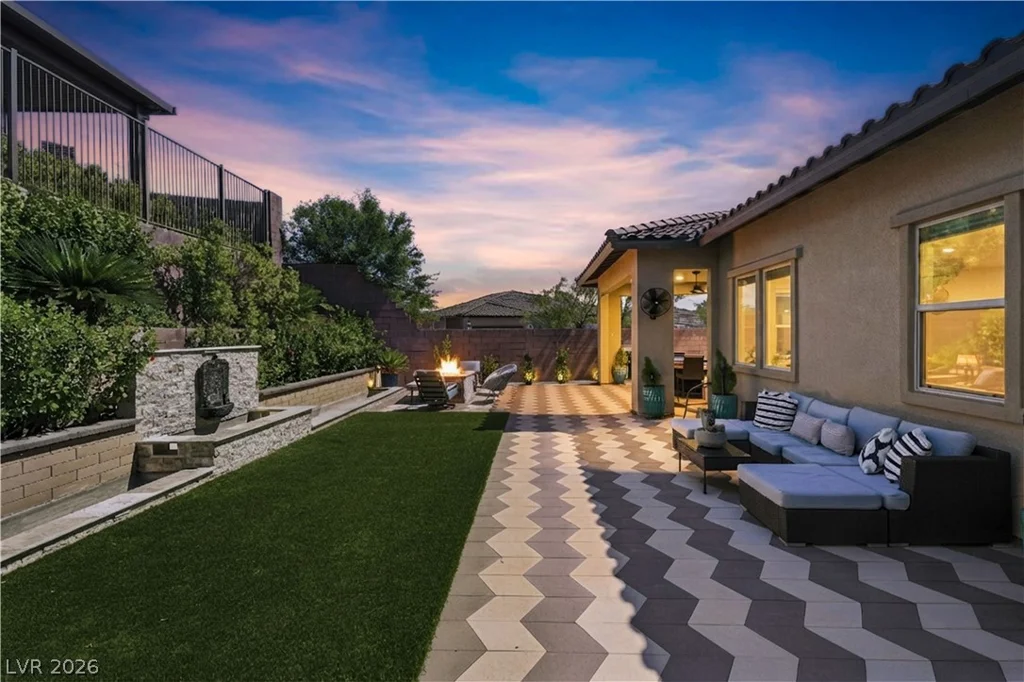 373 Jackalberry, Las Vegas, NV 89138