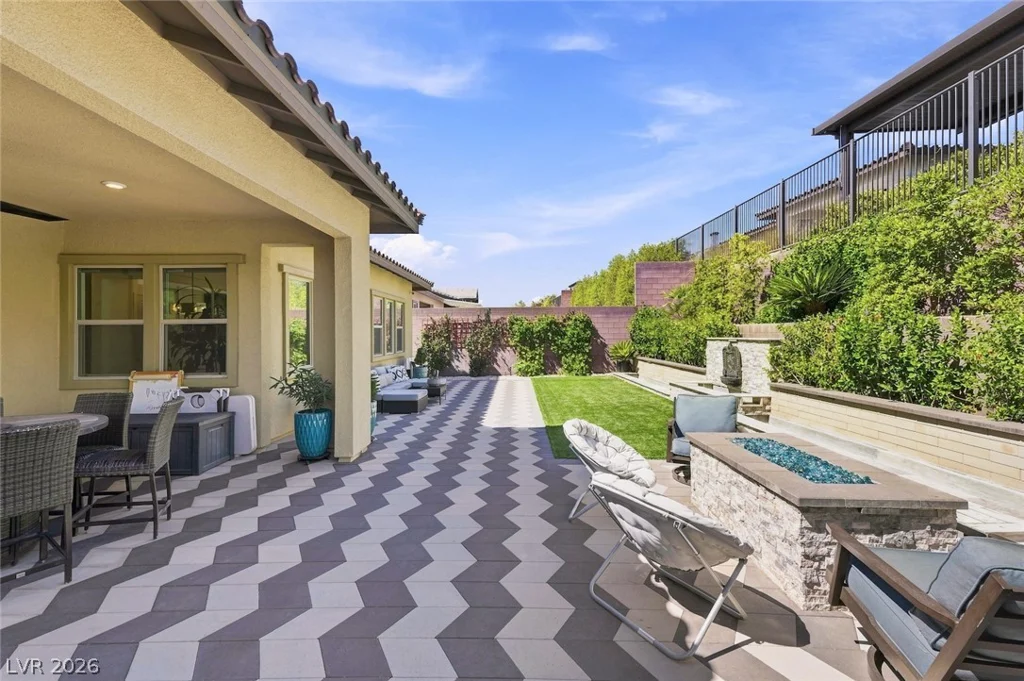 373 Jackalberry, Las Vegas, NV 89138