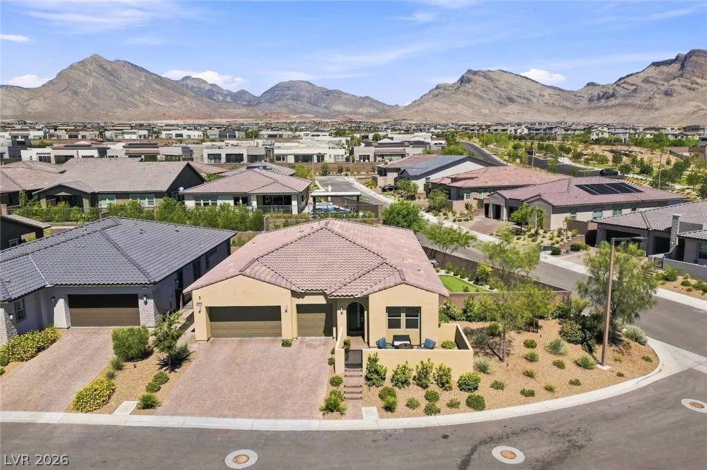 373 Jackalberry, Las Vegas, NV 89138