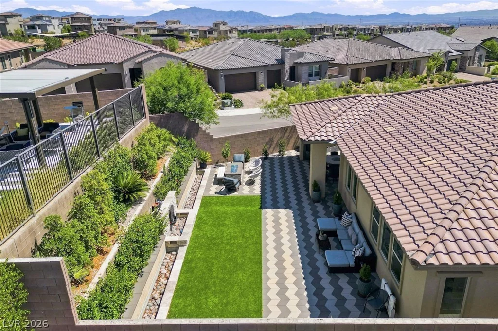 373 Jackalberry, Las Vegas, NV 89138