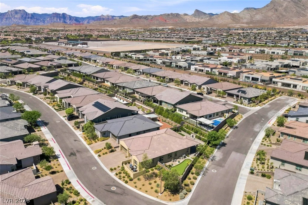 373 Jackalberry, Las Vegas, NV 89138