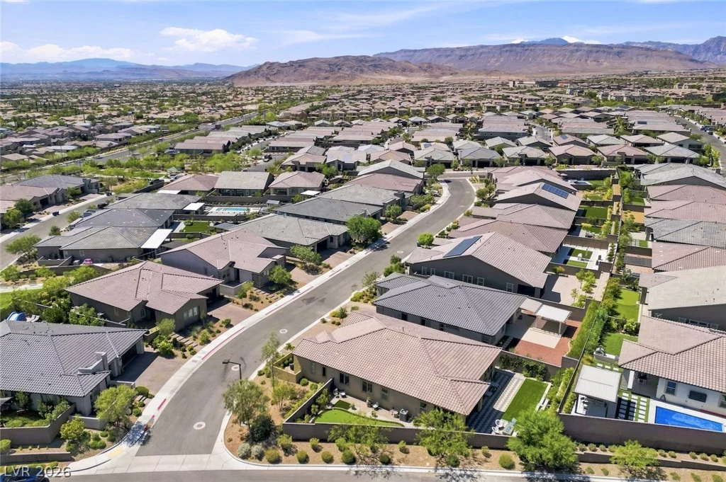 373 Jackalberry, Las Vegas, NV 89138