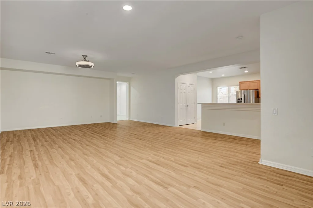 6444 Bristlebird, North Las Vegas, NV 89084