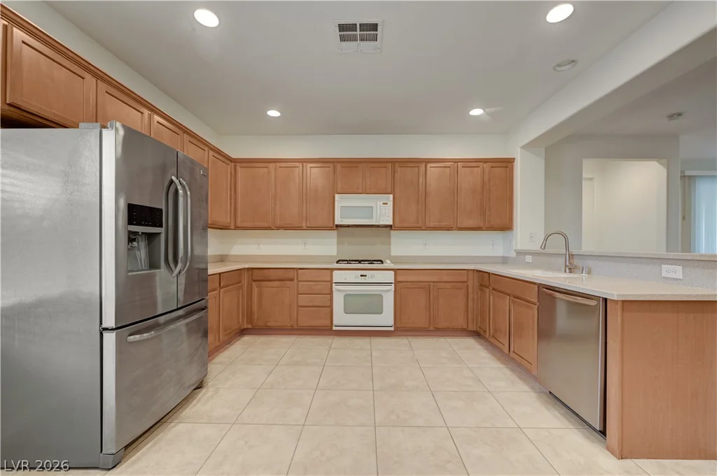 6444 Bristlebird, North Las Vegas, NV 89084
