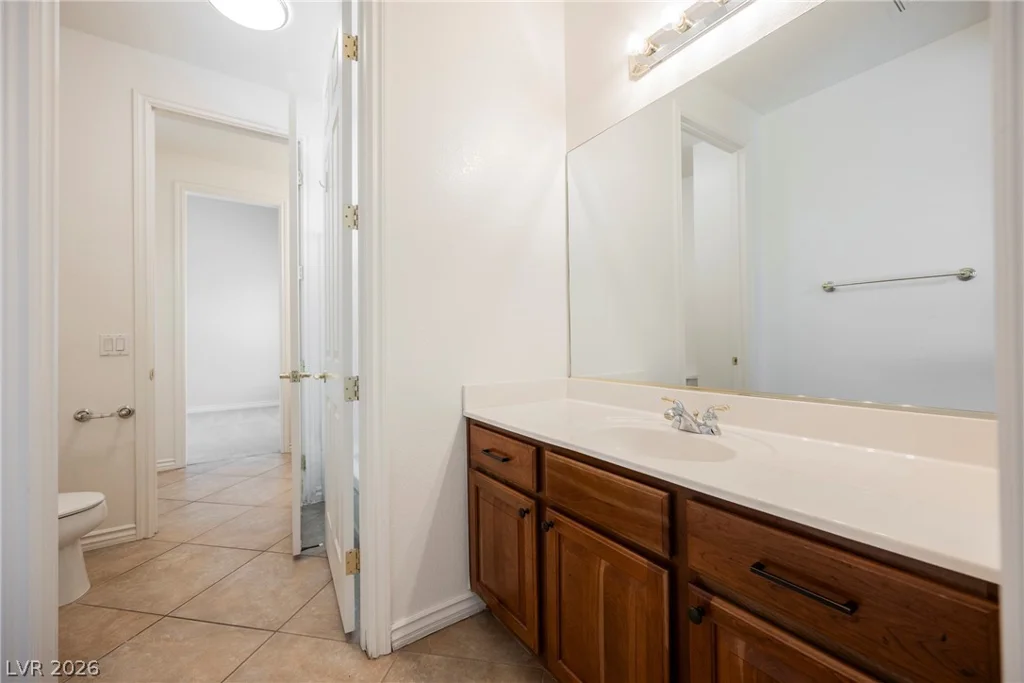 6008 Chessington, Las Vegas, NV 89131