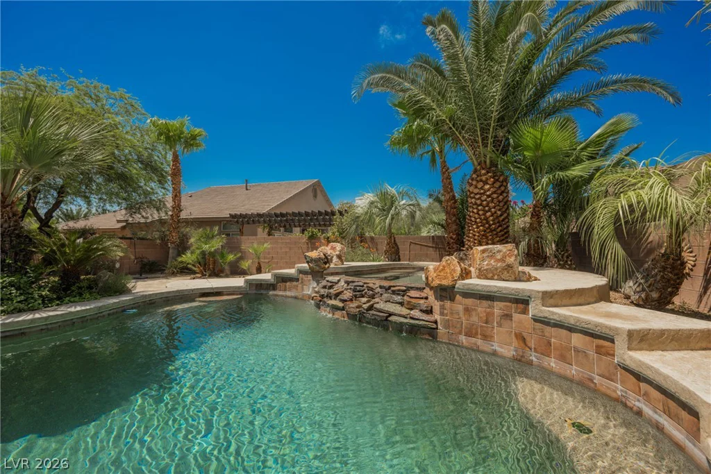 6008 Chessington, Las Vegas, NV 89131