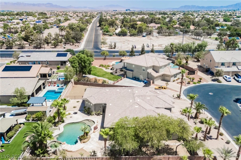 6008 Chessington, Las Vegas, NV 89131