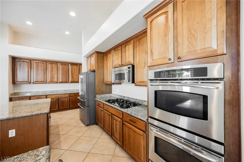 6008 Chessington, Las Vegas, NV 89131