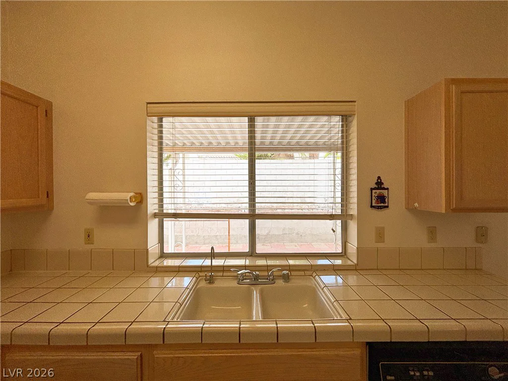 3313 Sonterra, Las Vegas, NV 89117