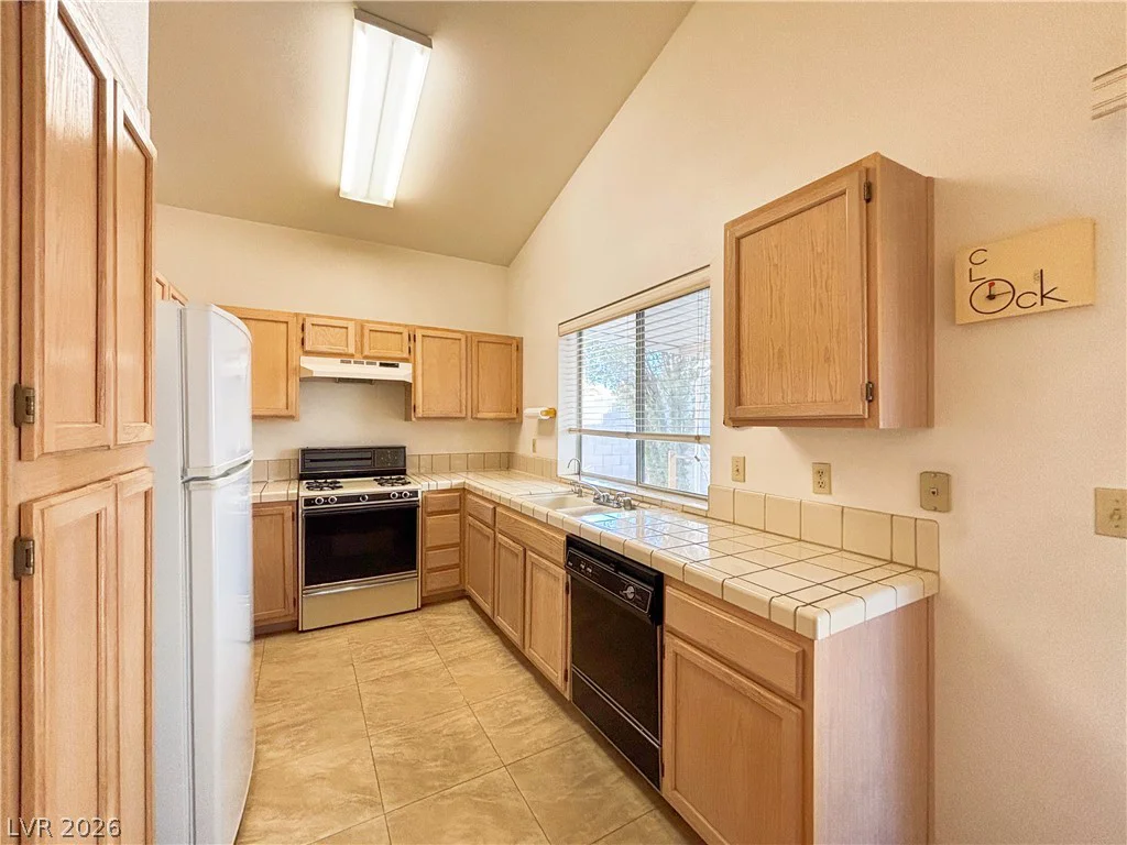 3313 Sonterra, Las Vegas, NV 89117