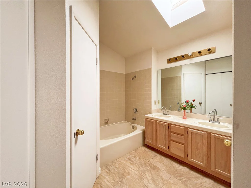 3313 Sonterra, Las Vegas, NV 89117