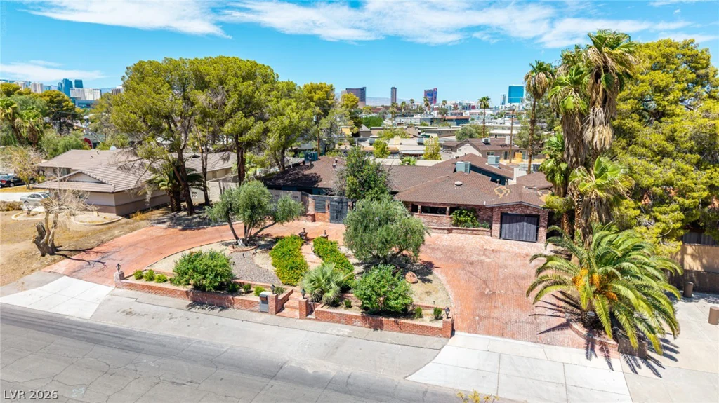 1572 Santa Anita, Las Vegas, NV 89119