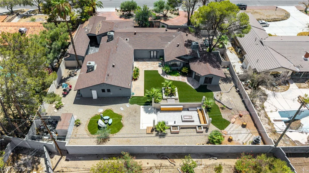1572 Santa Anita, Las Vegas, NV 89119