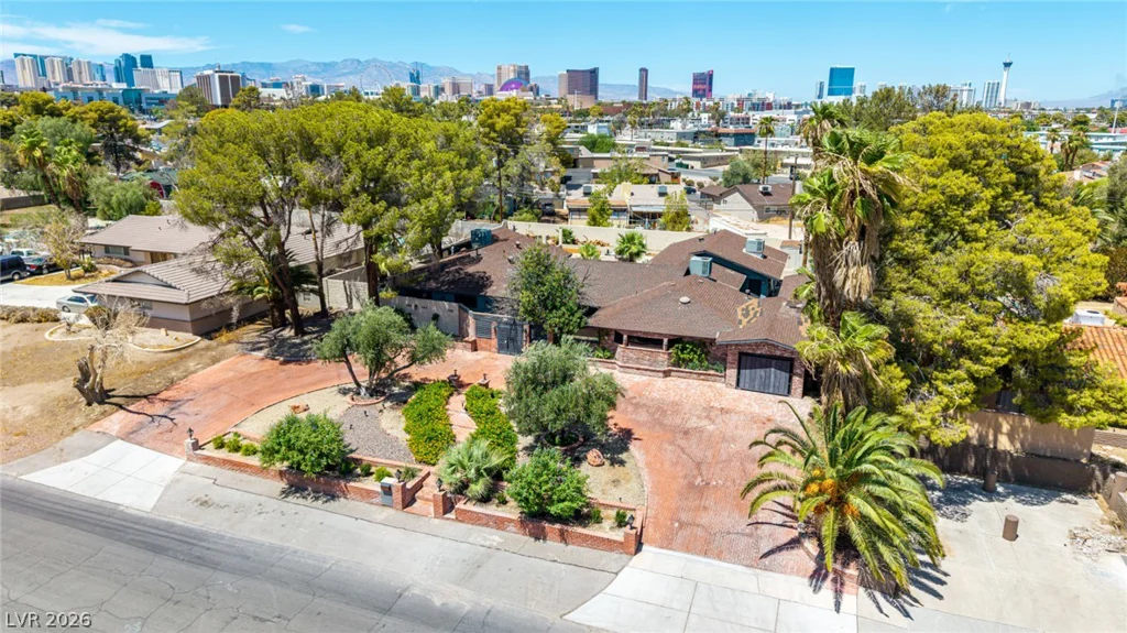 1572 Santa Anita, Las Vegas, NV 89119