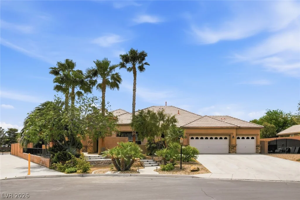 5527 Breecher, Las Vegas, NV 89131