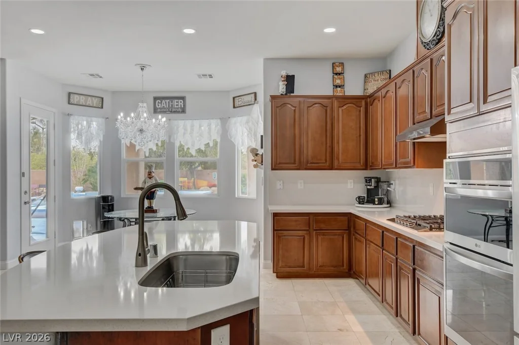 5527 Breecher, Las Vegas, NV 89131