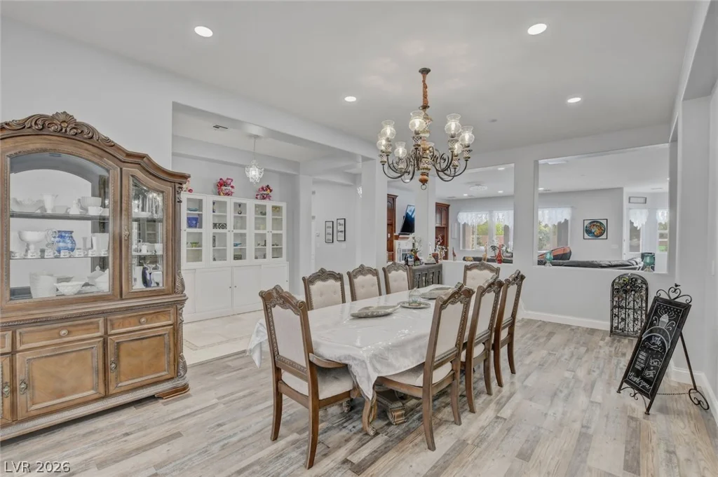 5527 Breecher, Las Vegas, NV 89131