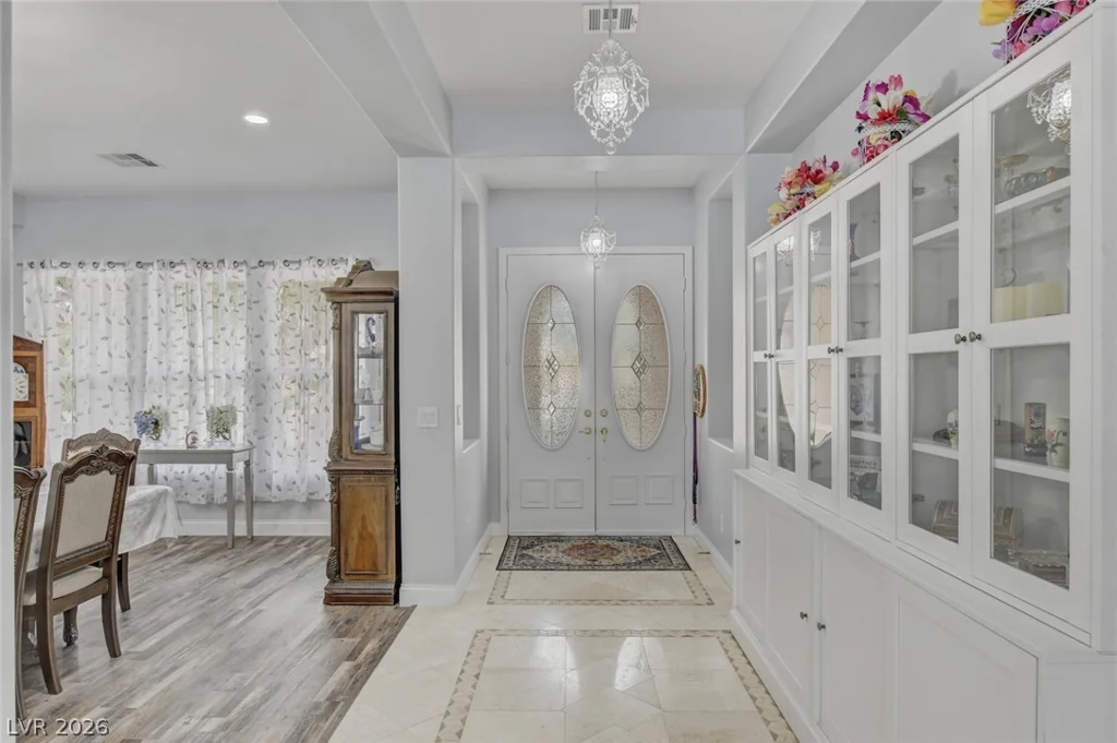 5527 Breecher, Las Vegas, NV 89131