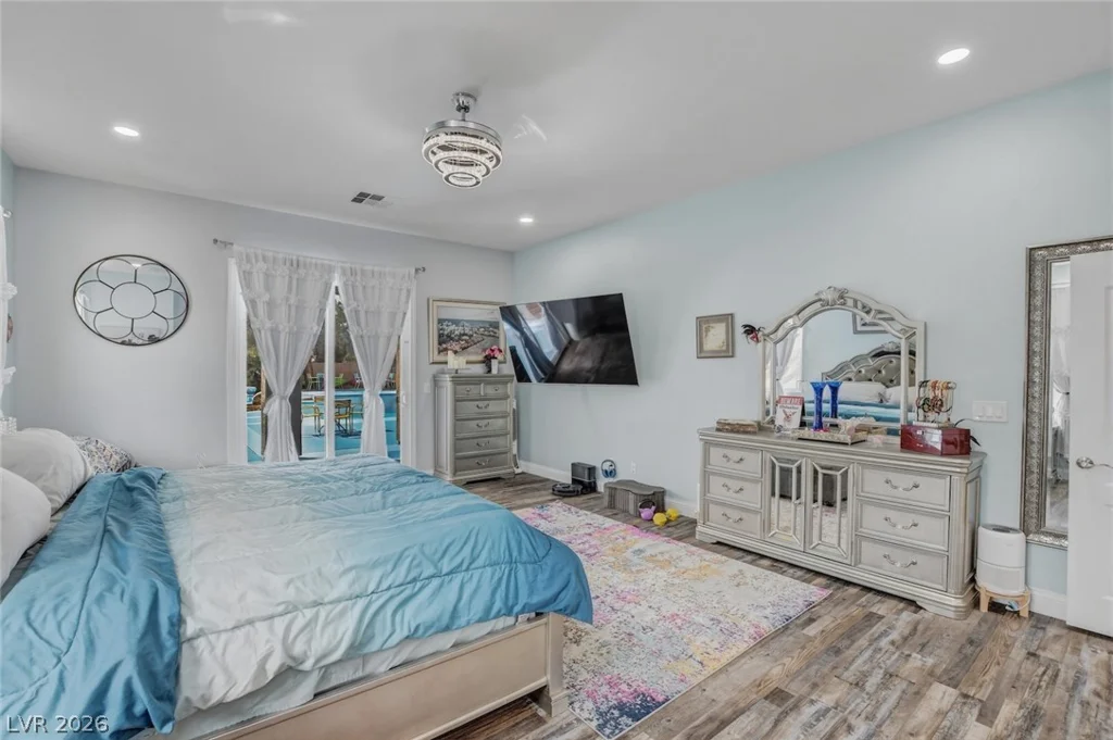 5527 Breecher, Las Vegas, NV 89131