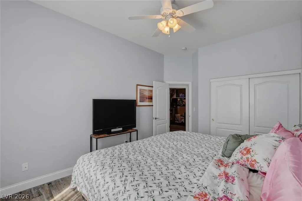 5527 Breecher, Las Vegas, NV 89131