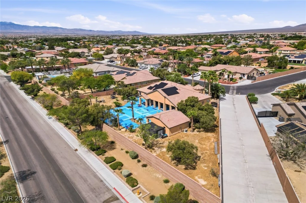 5527 Breecher, Las Vegas, NV 89131