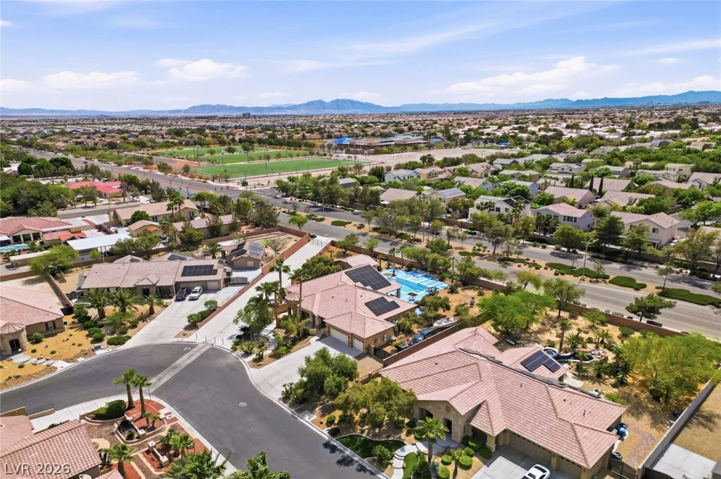 5527 Breecher, Las Vegas, NV 89131
