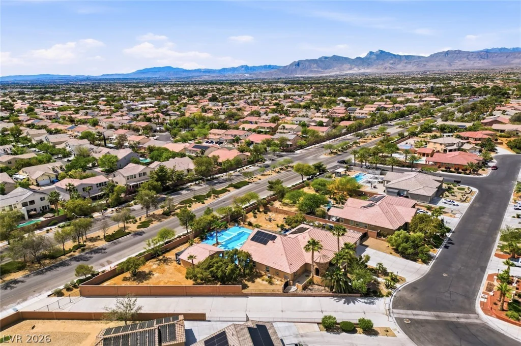 5527 Breecher, Las Vegas, NV 89131
