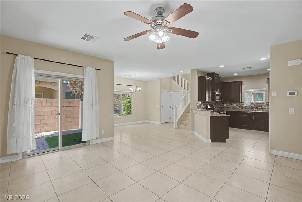 9589 Greensburg, Las Vegas, NV 89178
