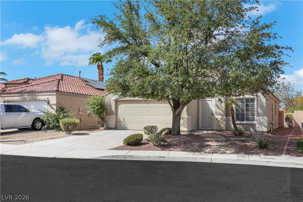 648 Moonlight Mesa, Henderson, NV 89011