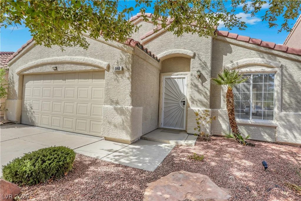 648 Moonlight Mesa, Henderson, NV 89011