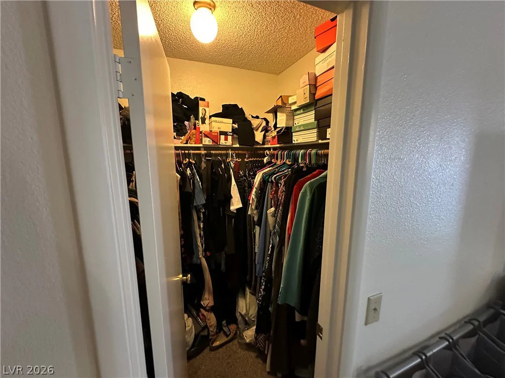 9517 Echo Glen, Las Vegas, NV 89117