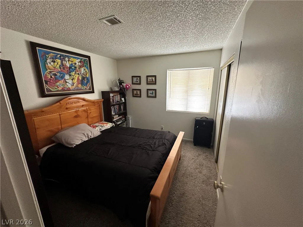 9517 Echo Glen, Las Vegas, NV 89117