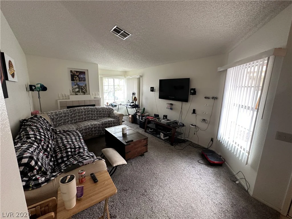 9517 Echo Glen, Las Vegas, NV 89117