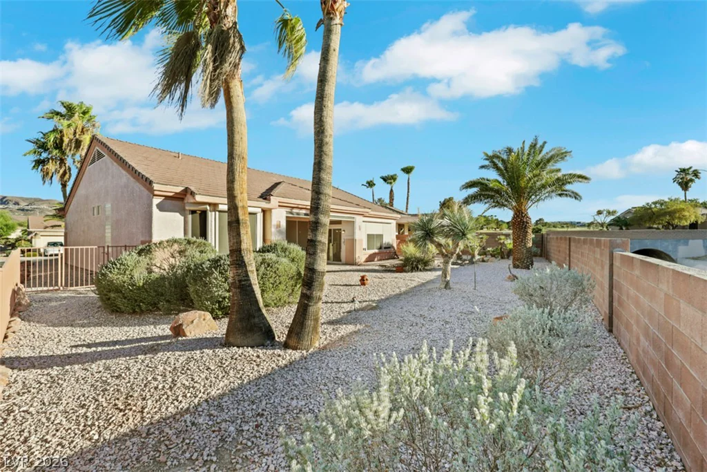 2046 Poppywood, Henderson, NV 89012