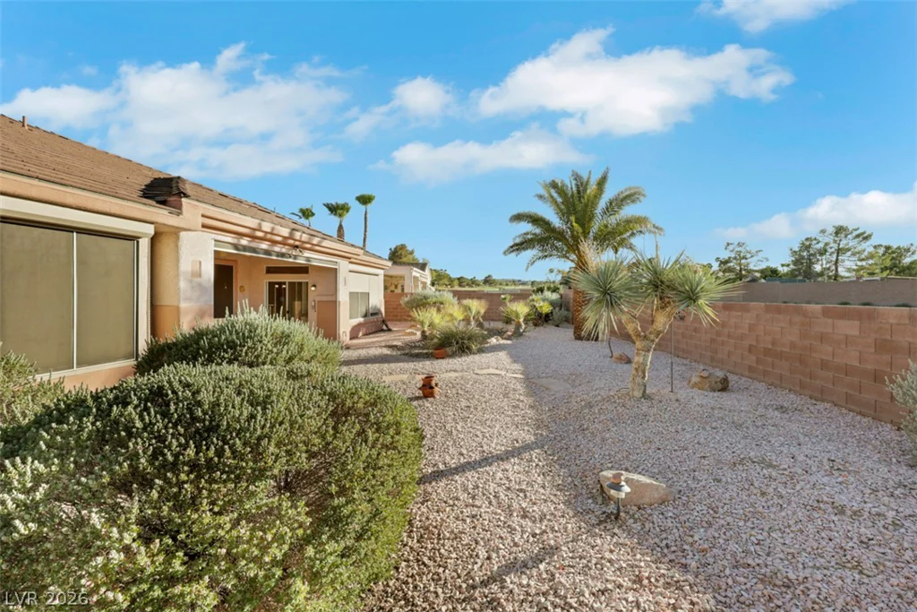 2046 Poppywood, Henderson, NV 89012
