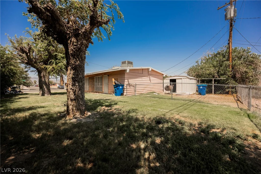 1900 Holmes, Las Vegas, NV 89106