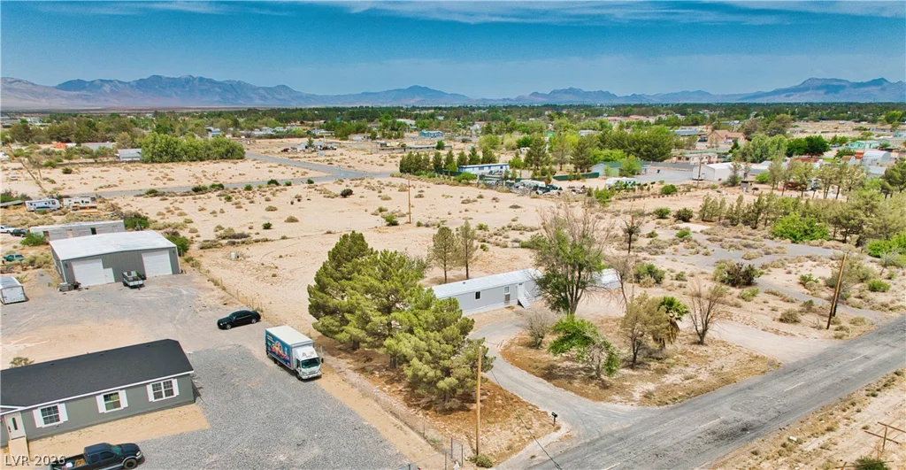 6920 Oakridge, Pahrump, NV 89048