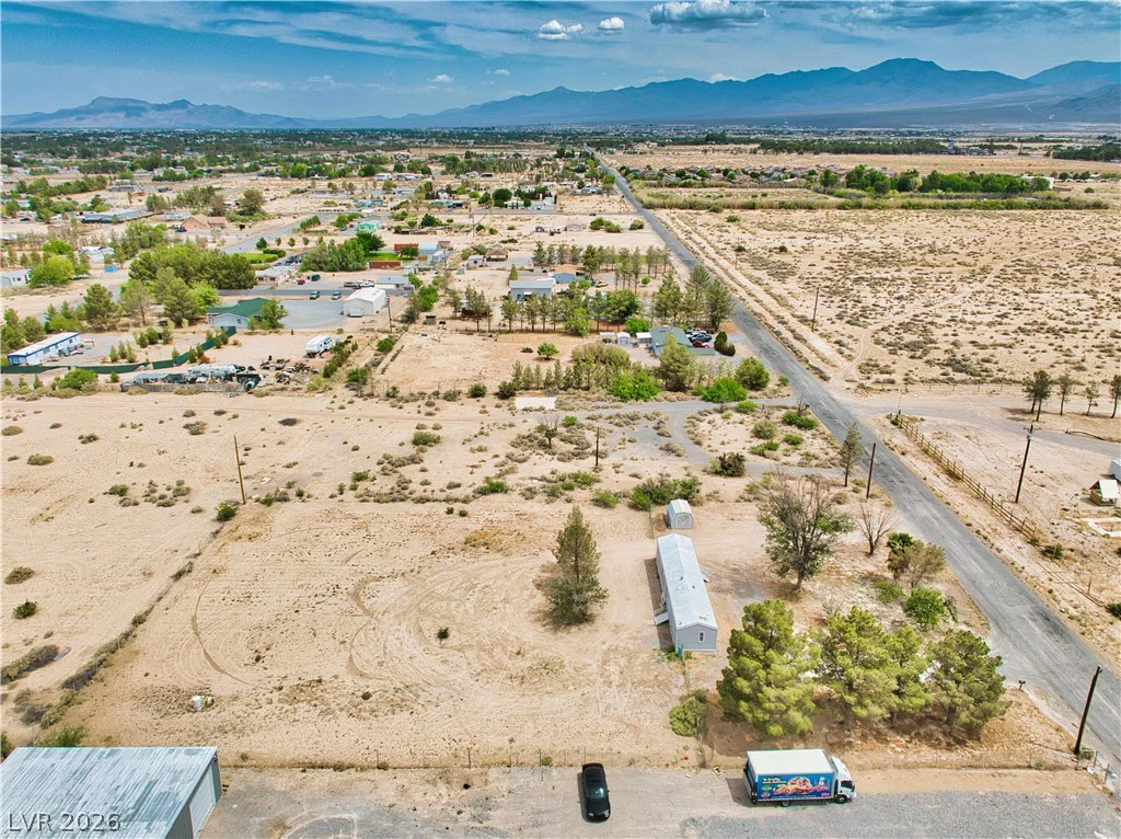 6920 Oakridge, Pahrump, NV 89048