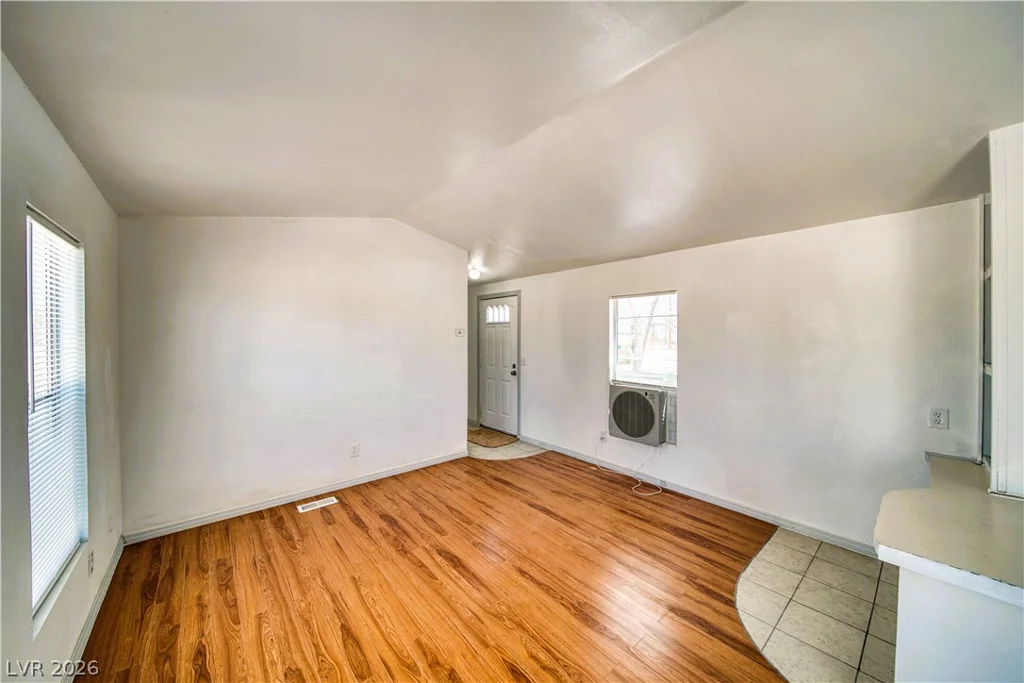 6920 Oakridge, Pahrump, NV 89048
