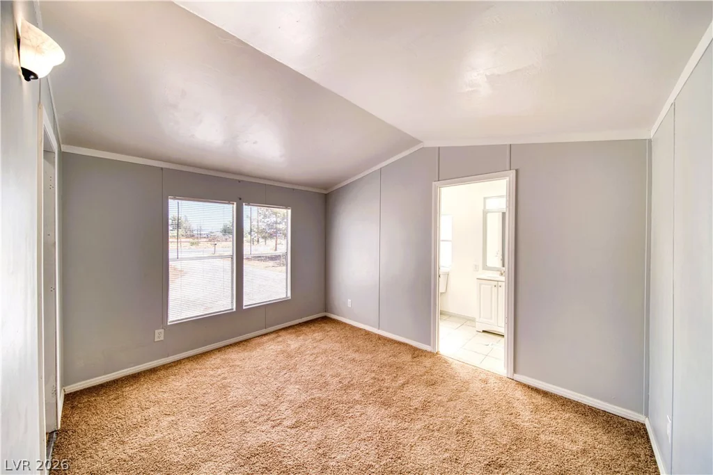 6920 Oakridge, Pahrump, NV 89048