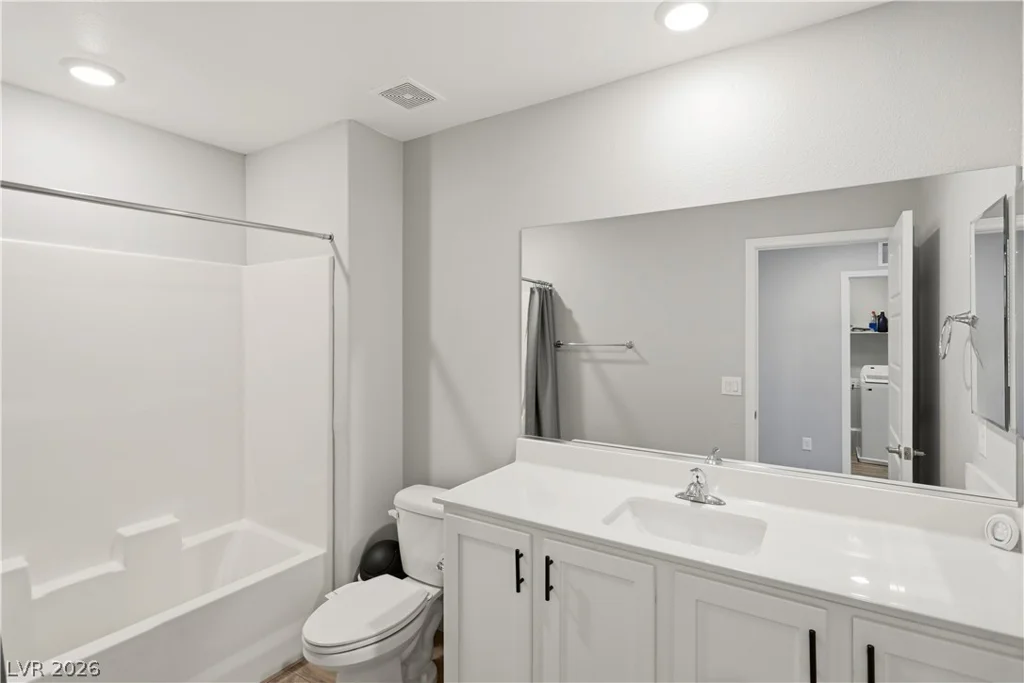 817 Watford, Henderson, NV 89011