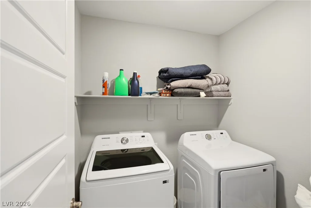 817 Watford, Henderson, NV 89011