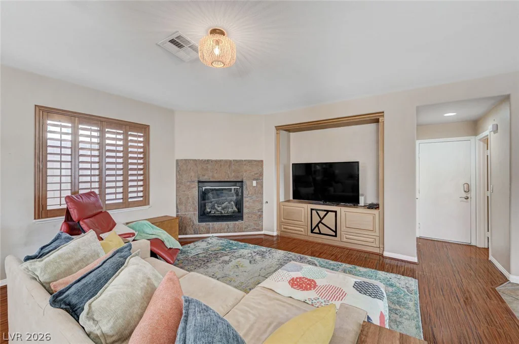 10029 Scenic Walk, Las Vegas, NV 89149