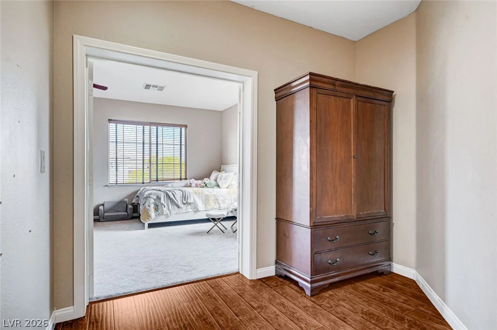 10029 Scenic Walk, Las Vegas, NV 89149