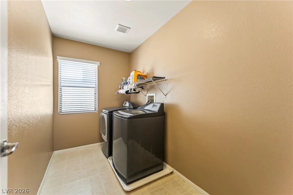 7337 Picnic Hill, Las Vegas, NV 89166