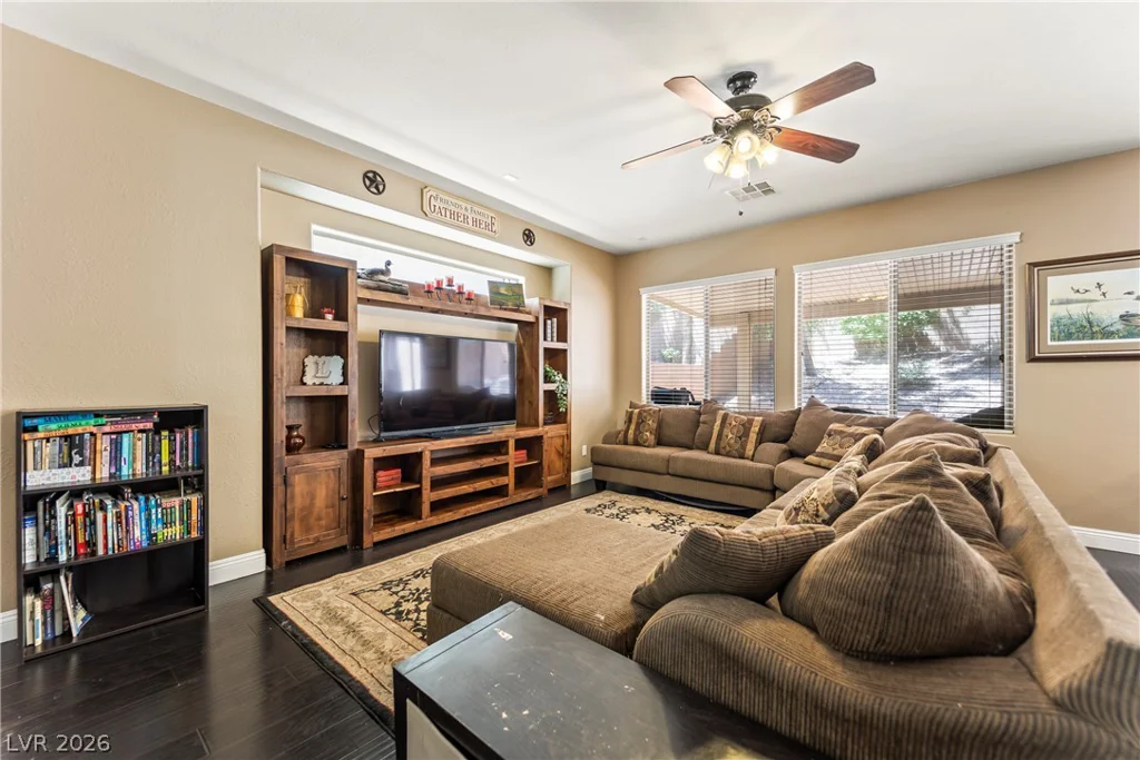 7337 Picnic Hill, Las Vegas, NV 89166