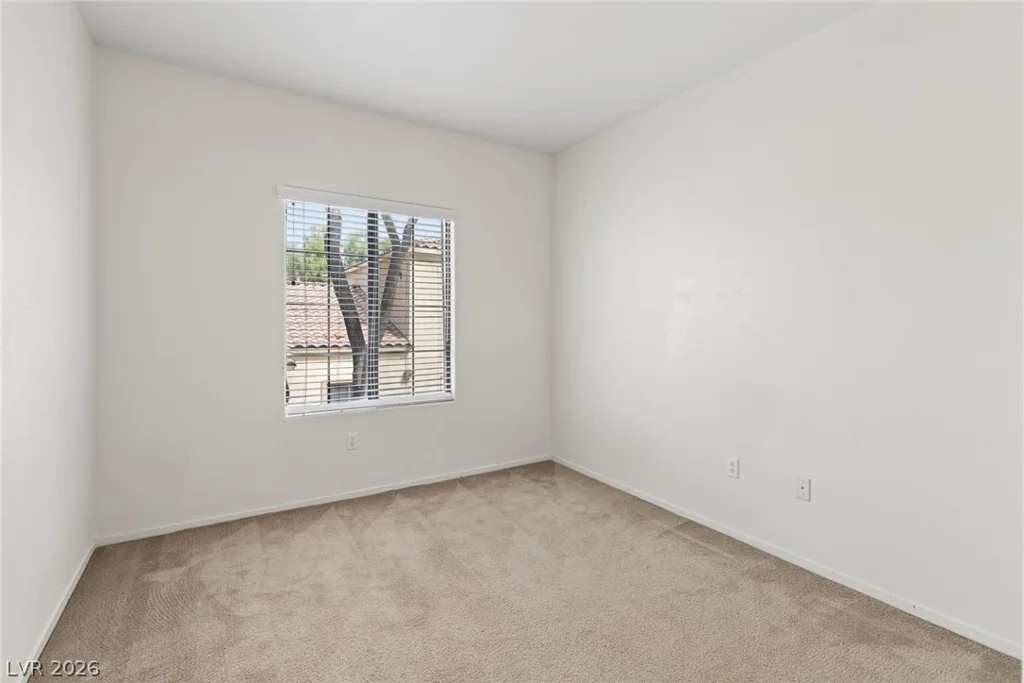 2171 Hussium Hills, Las Vegas, NV 89108