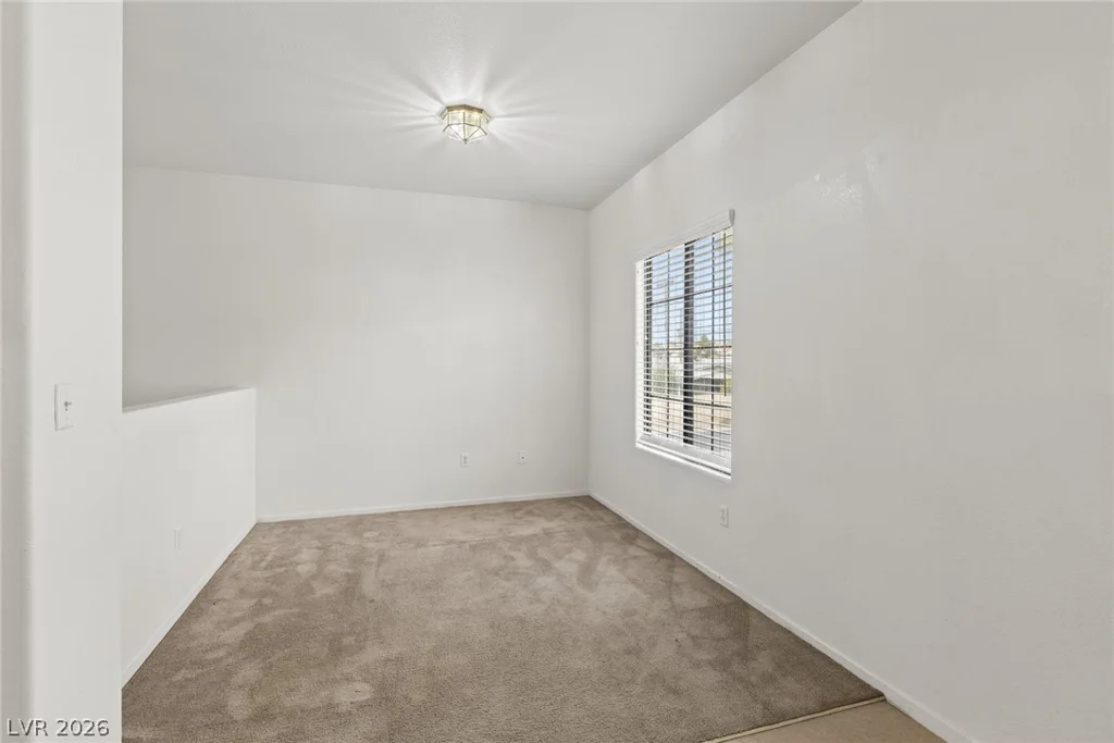 2171 Hussium Hills, Las Vegas, NV 89108