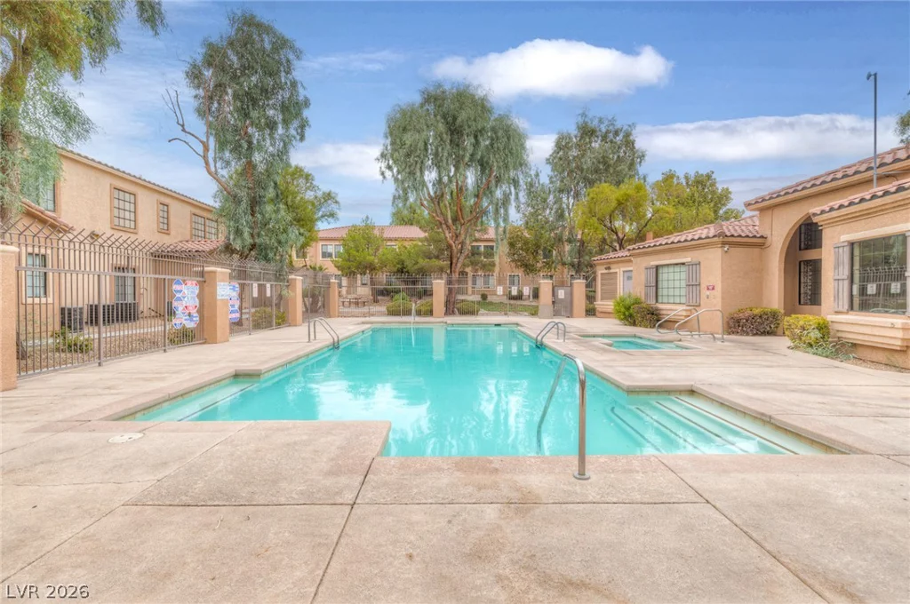 2171 Hussium Hills, Las Vegas, NV 89108